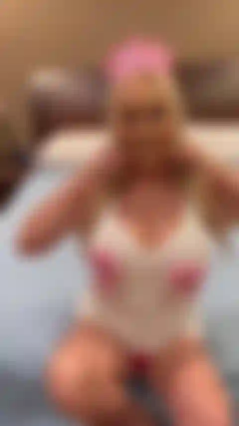 Joyeux anniversaire nu à moi !!!!!