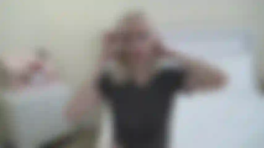 J'essaie des bikinis.