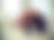 Ma bite de dragon est si incroyable en moi et mes lèvres de chatte s'enroulent autour d'elle si serrées qu'elles m'étirent. Après avoir joui, je permets à ma bête de jouir à ma place avec son sperme de dragon!