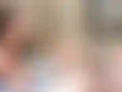 Kitty et je commence par m'embrasser et manger la chatte, puis je passe à l'utilisation de notre gode à double extrémité et c'était si bon ! C'est un sacré jouet de fête ! Alors minou a sorti un jouet monstre spécial !