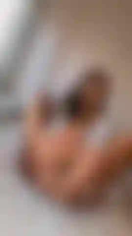 De beaux pieds moites !