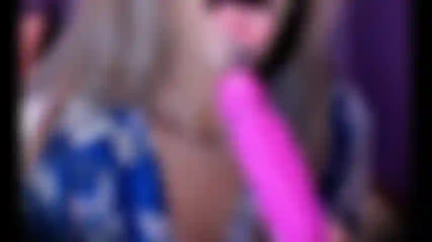 Robin érotique mange ton sperme tu as décidé de goûter et de manger ton sperme pour moi ! Pas de soucis, tout le monde est un peu nerveux et excité au début. Respire, lèche-toi les lèvres et laisse-moi t'aider.... Dis-toi.... Montre-toi !