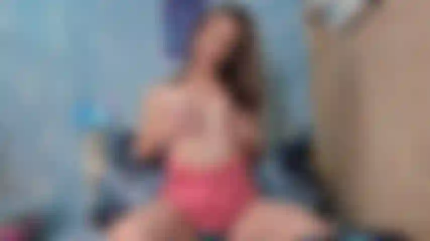 Robin – un culte du corps avec les orteils et les fesses.