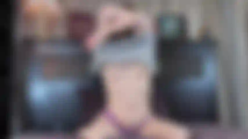 Robin - c'est amusant de jouer avec les doigts.