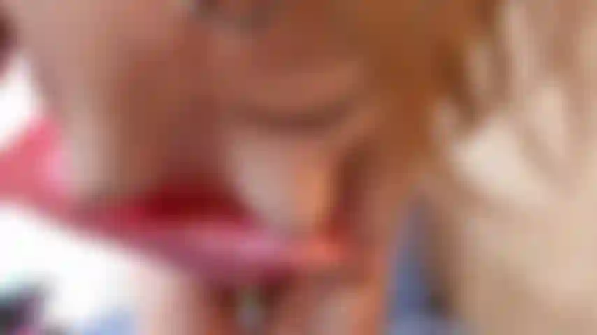 Robin - une balade en plus avec des bonbons et un plug anal.