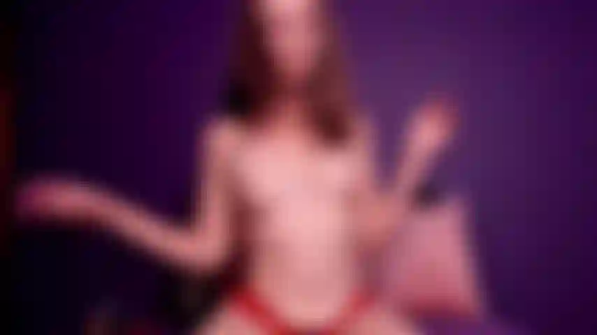 Robin érotique, mon trou du cul hypnotise, vous demandez à regarder mon trou du cul et vous vous retrouvez rapidement hypnotisé, perdu et excité. Tremblante d'excitation pendant que vous regardez mon trou du cul vous faire un clin d'œil, mon doigt disparaissant lentement dedans et dehors, glacé de délicieux brillants.