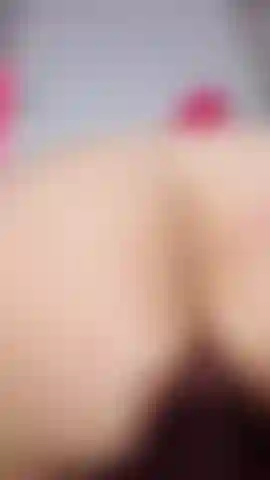 Riding my girthiest dildo then spreading and squirting