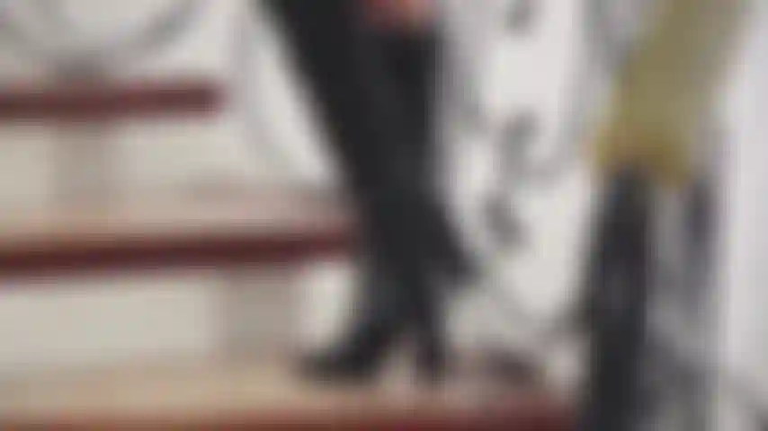 Chaque geste, chaque regard... Est fait pour te tenter. Oseras-tu aller plus loin avec moi ? Le meilleur... Reste à commencer.