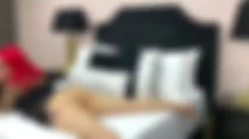 Viens goûter ce beau cul.