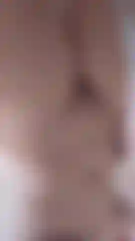 Ma chatte mouillée a besoin de ta bite pour la frotter, j'adorerai sentir ton lait chaud sur mon corps, viens me faire tienne.