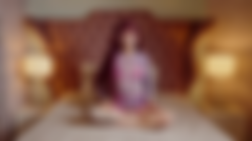 Une poupée mystique sous-marine.