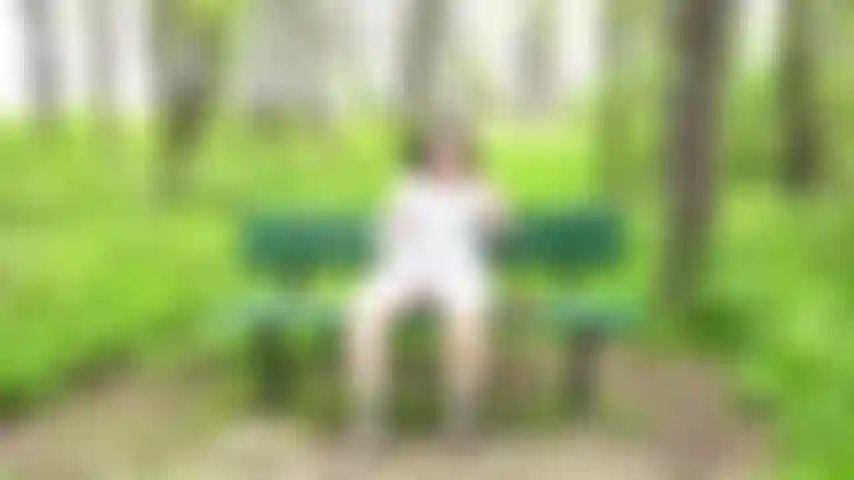 Une ambiance de parc naturel. J'ai promené ma nouvelle vibe aujourd'hui ! J'ai trouvé un endroit tranquille pour jouer avec ma chatte poilue. Giclée de partout !