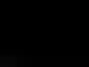 Fat belly play, regardez-la saisir, presser et gifler son ventre spongieux couvert de vergetures. Regardez-la trembler et se trémousser alors qu'elle rebondit autour du lit.