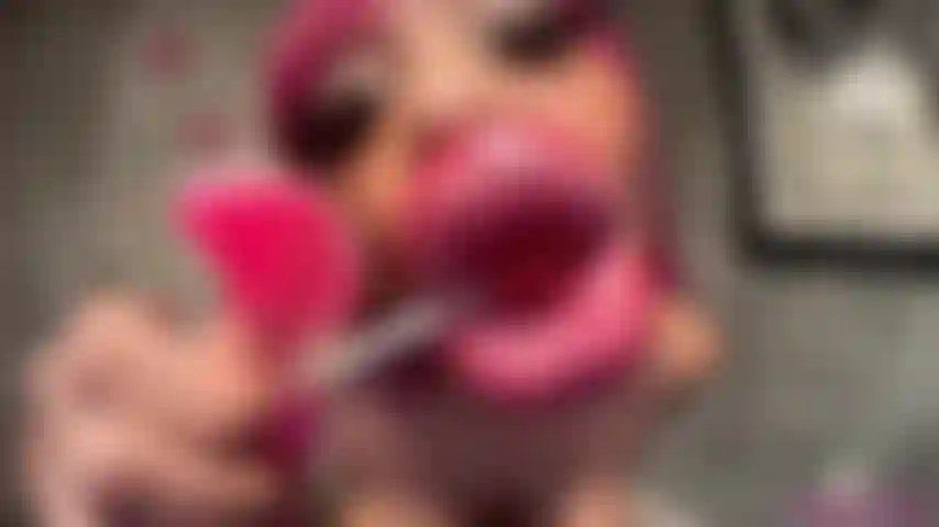 Mega Lips+Tiny Pop #7