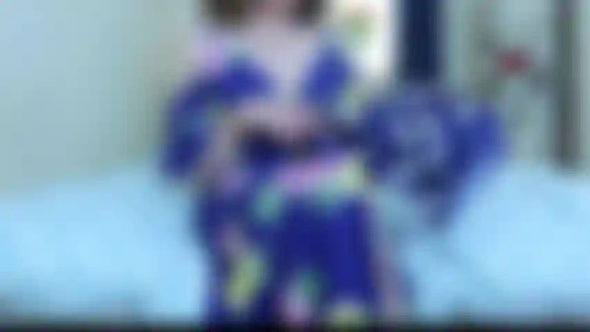 Locataire de culottes en soie rp joi, je trouve mes culottes en soie dans ta chambre, je les utilise pour un joi - pas besoin de me faufiler, suis simplement mes mains et mon accent britannique pendant que j'utilise ma culotte en soie pour te branler (gode blanc) - viens me voir quand tu en auras à nouveau besoin.