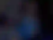 Je jouis et je mouille sur mon gode arc-en-ciel ! Plus des gros plans sur mes fesses et du twerking. Tellement incroyablement crémeuse.