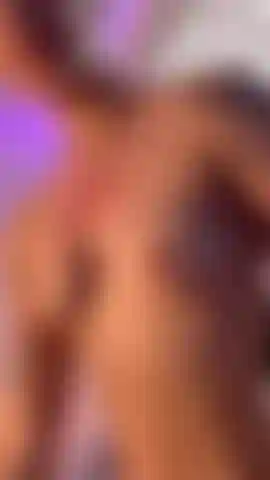 Regarde-moi jouir sur toi.