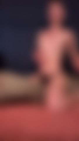 Un string sexy avec une bosse d'oreiller.