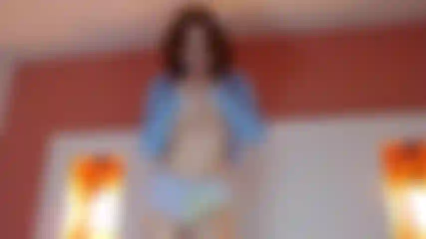 La sensualité de la rousse.