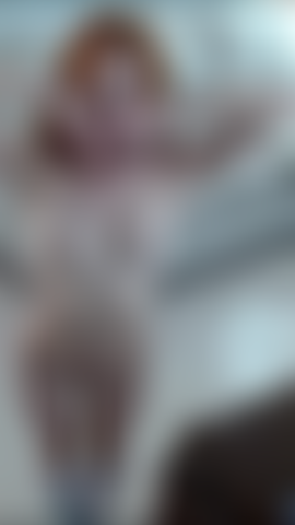 La rousse et son secret le plus sombre.