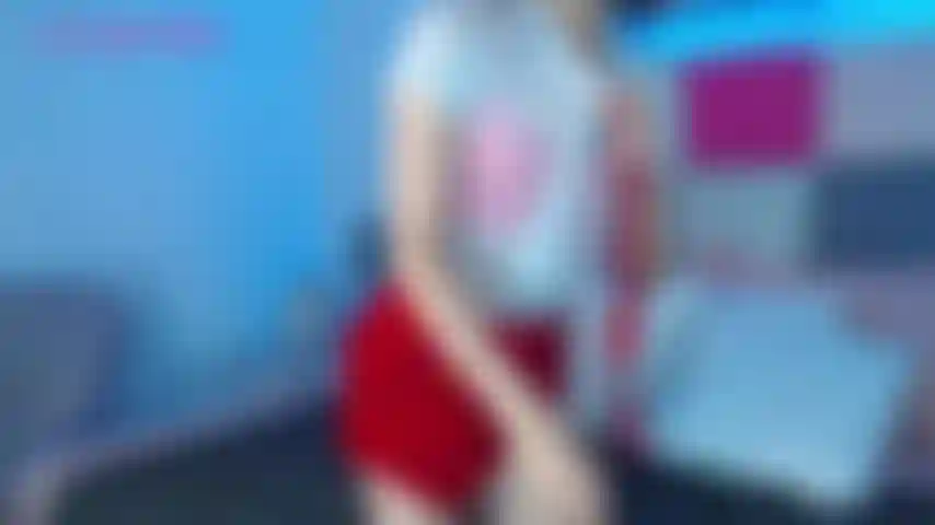 Un striptease sensuel (à la fin je vous laisse une petite surprise).