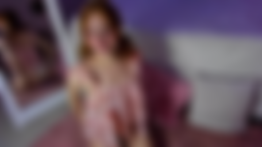 La rousse et son secret le plus intime.