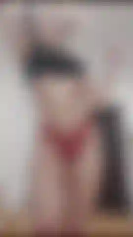 Essayez des culottes haul/tinies :).