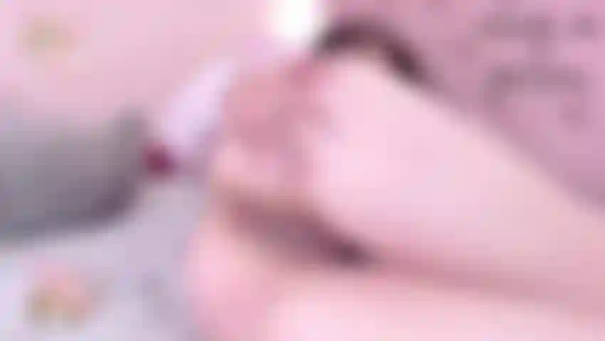 Ta chatte préférée.