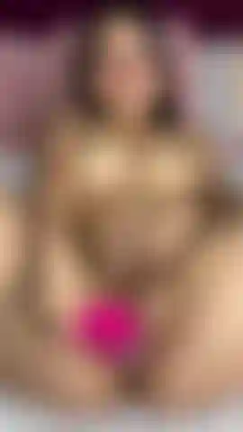 I love it when the vibrator hits just right My thighs start shaking and I cant stop Cumming. Come enjoy the view.