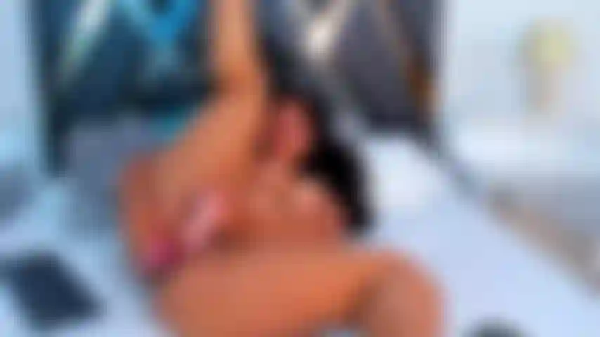 Profitant d'une délicieuse pénétration.