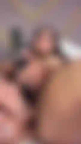 I love feeling explosions of vibes in my ass  Want