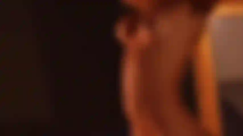 Ta belle fille et ses seins.