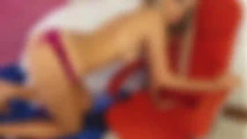 Qui demande du sperme dans mon cul.