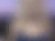 Regarde-moi expérimenter avec mon trou du cul !