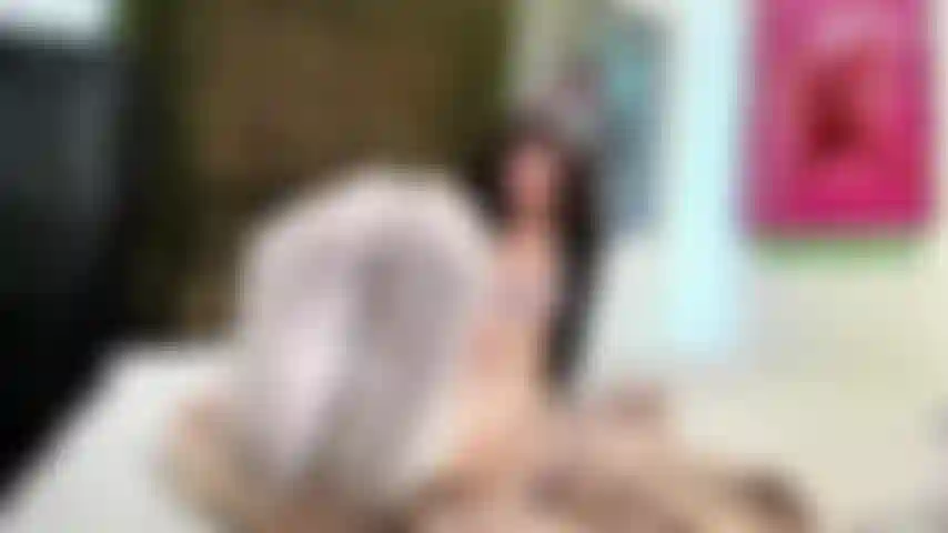 Une chaussette sale, un cochon payant, une domination financière, un fétichisme des pieds et une dépendance au paiement pour renifler, sara desire xo hd mp4 1080p.