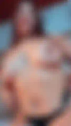 show tits