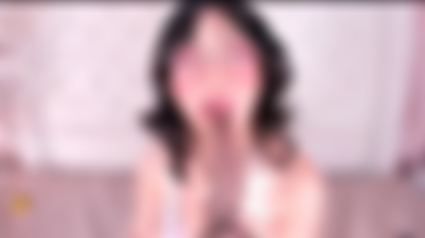 Je veux manger ta grosse bite.