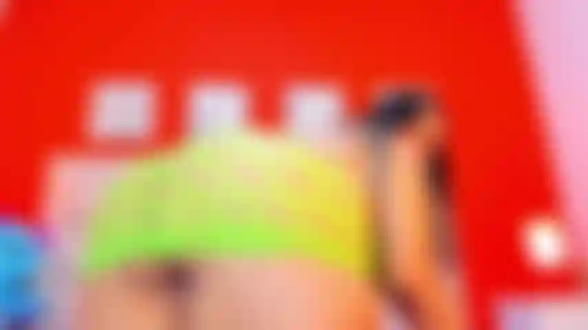 Applaudissements + zoom connard.