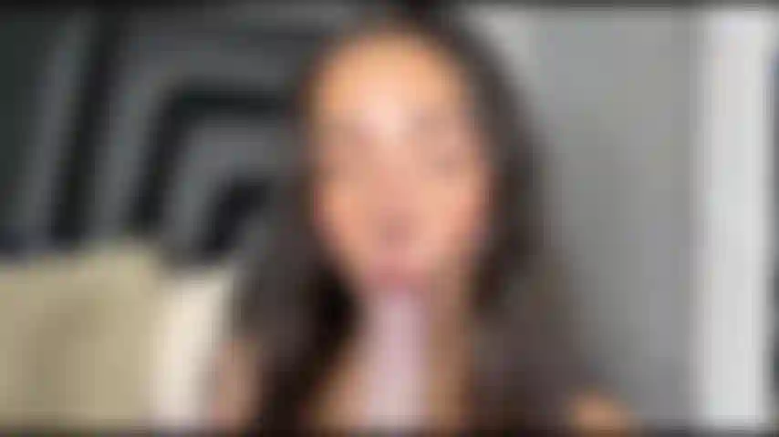 Pipe profonde et beaucoup de sperme.