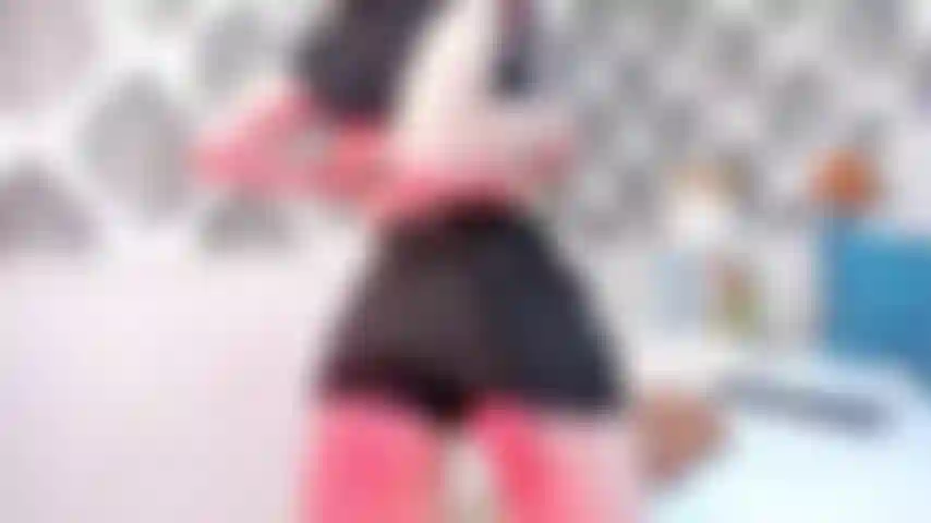 Striptease sexy et levrette.