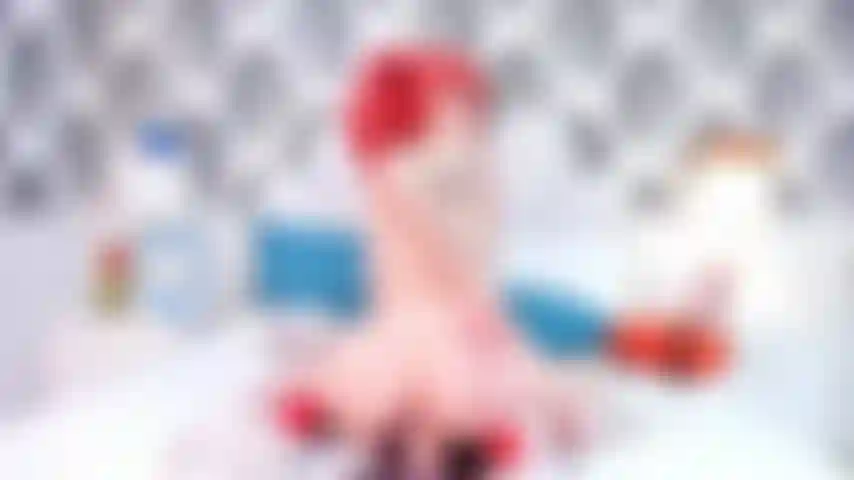 Là où tu me vois, je suis très tendre mais chevauchant toi, je suis une autre, regarde-moi !