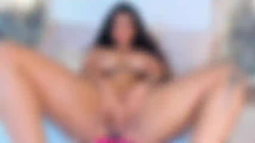 Ma chatte a besoin de toi à l'intérieur, es-tu prête à me remplir de plaisir ?