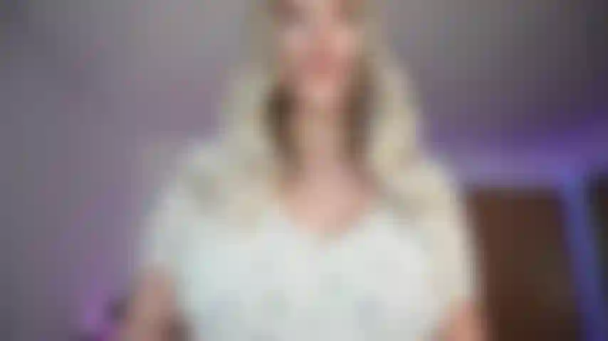 Fétichiste des seins - votre dépendance aux seins de milf.