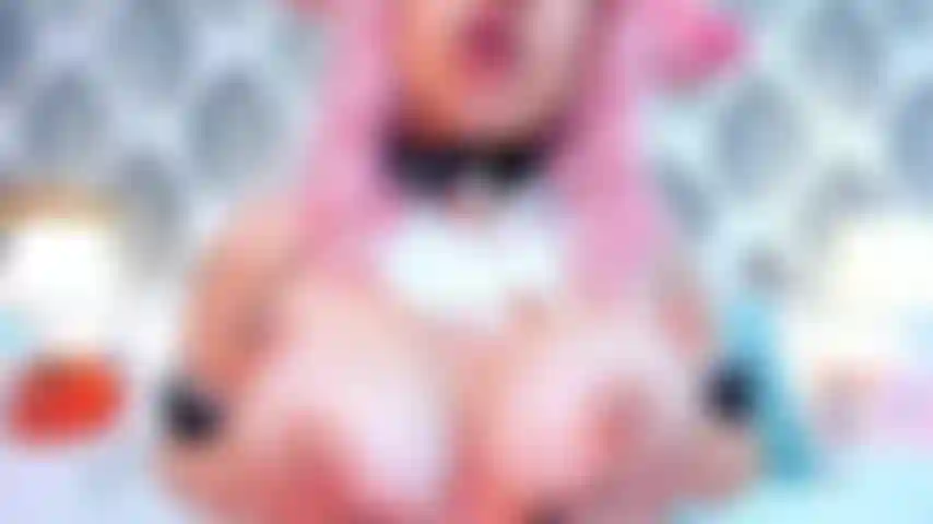 Maintenant ta bite sera dure et dans ma bouche.