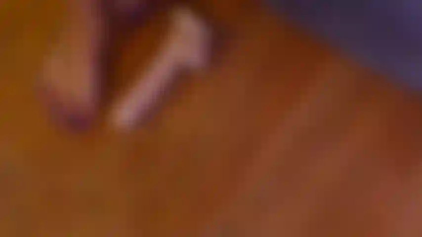 Je marche sur ta bite.