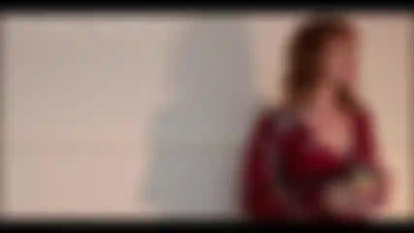 Vous rencontrez une vieille amie à la réunion mais elle vous dit qu'elle est maintenant une décharge de sperme aimant la bbc.