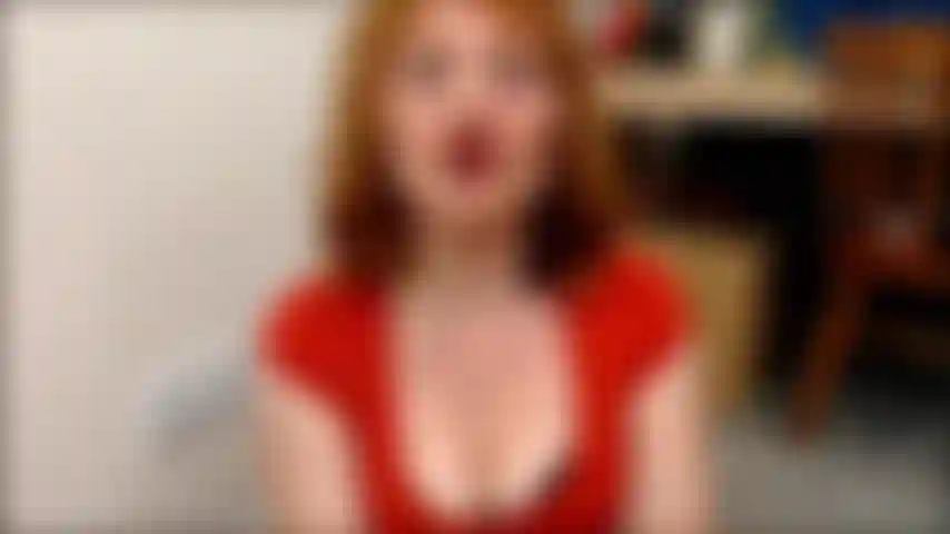 Michael est un bon garçon et vient rapidement pour moi trois fois pendant que je crache sur sa bite, le branle et le suce !