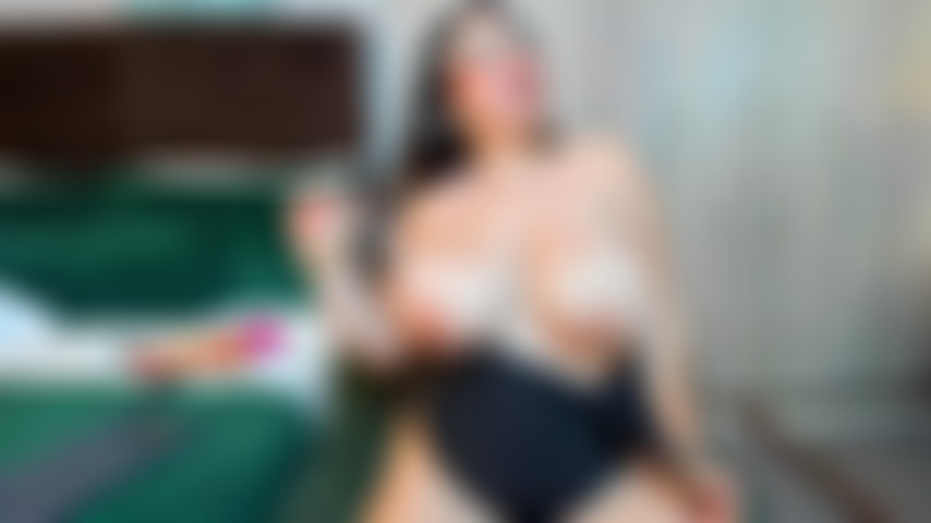 Gros seins.