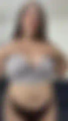 Mes seins rebondissent.