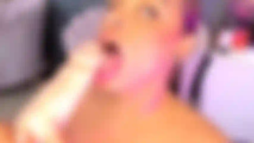 Fellation complète.